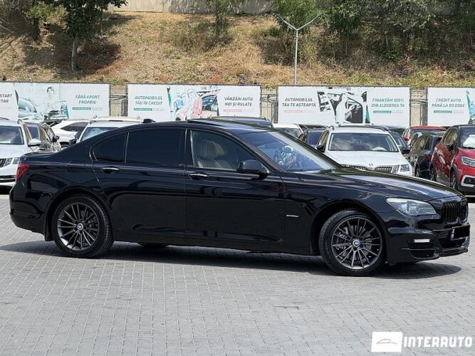 BMW 730