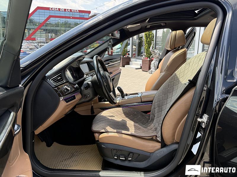 BMW 730