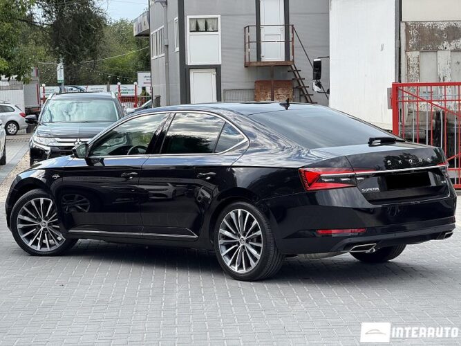 Skoda Superb 32 skoda Superb 2020