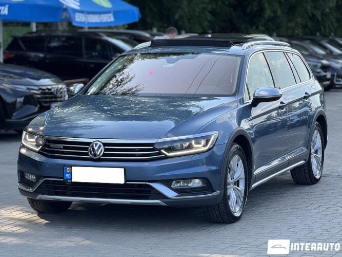 Volkswagen Passat Alltrack 2016 doar la InterAuto