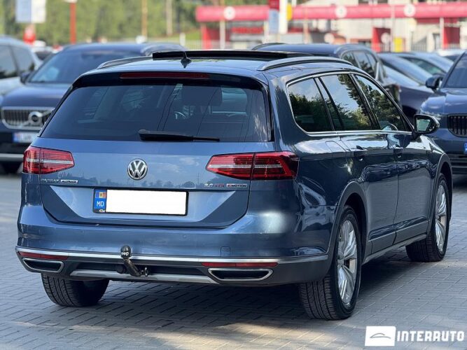 Volkswagen Passat Alltrack 36 volkswagen Passat Alltrack 2016