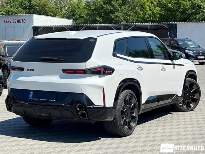 bmw XM 2024