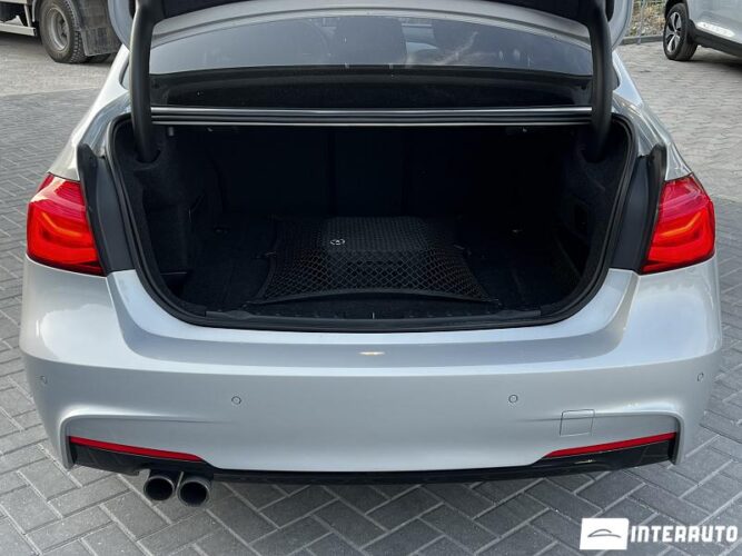 bmw 330E 2018