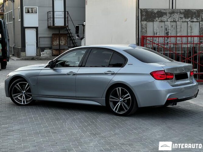 bmw 330E 2018