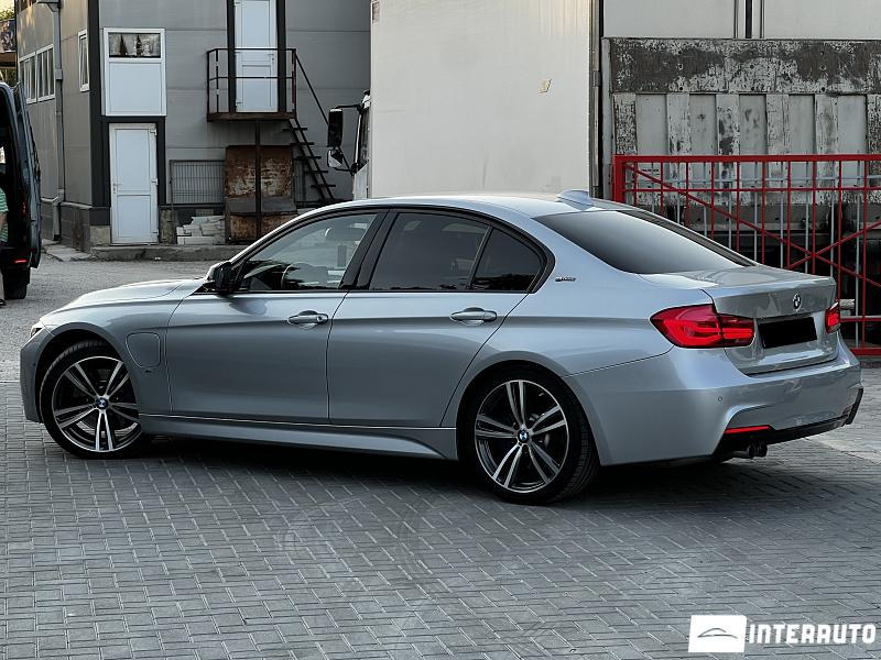 BMW 330E