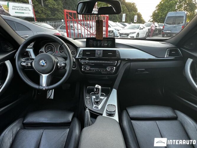 bmw 330E 2018
