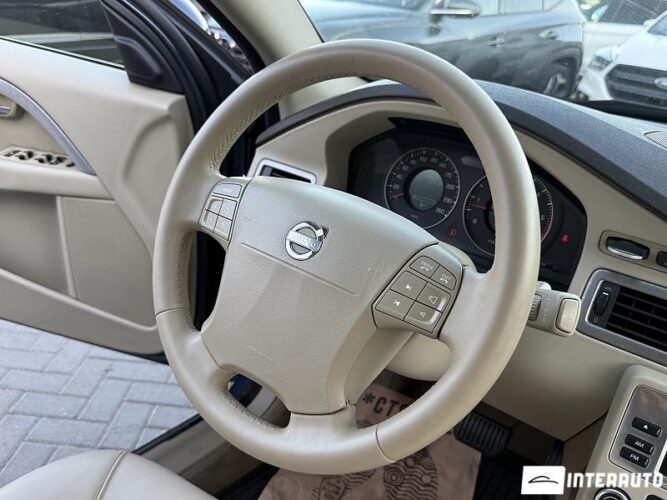 Volvo XC 70 38 volvo XC 70 2008