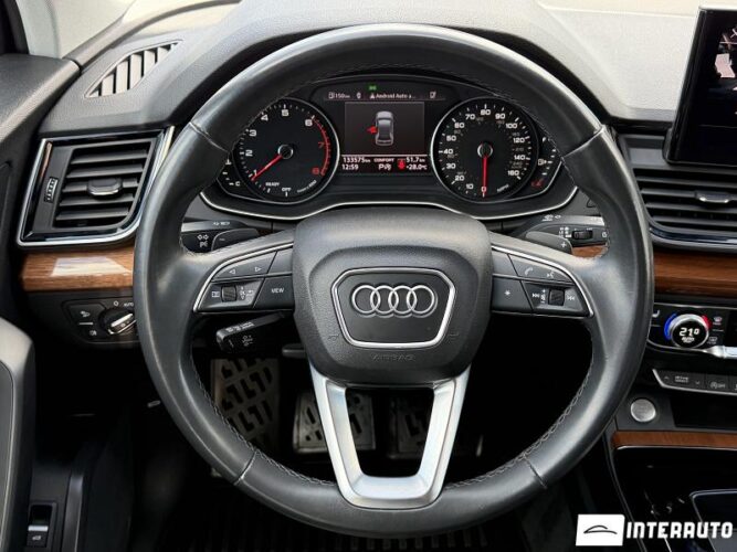 Audi Q5 43 audi Q5 2020