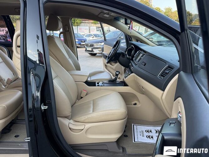 Kia Carnival 54 kia Carnival 2018