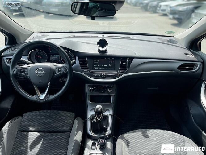 Opel Astra 44 opel Astra 2021