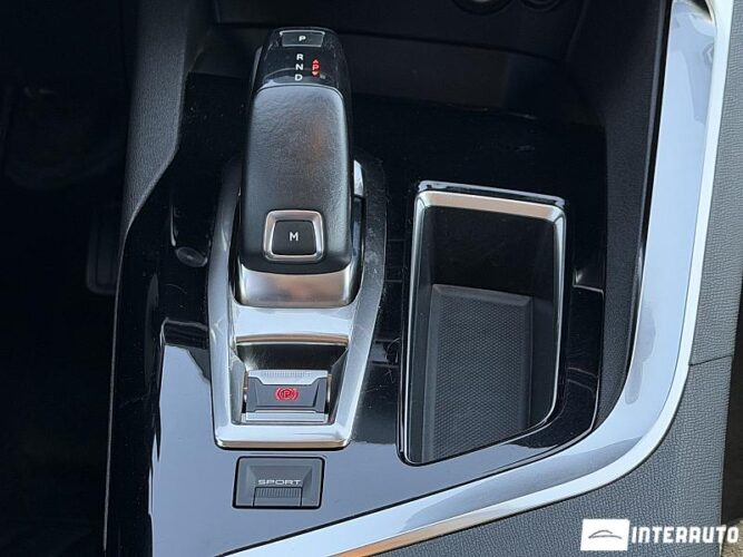 peugeot 3008 2018