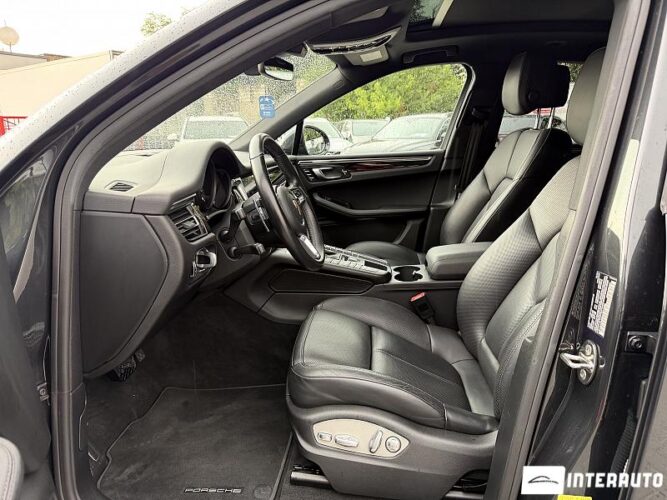 Porsche Macan 44 porsche Macan 2019
