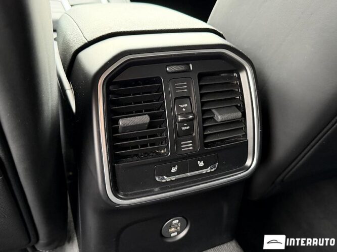 Porsche Macan 58 porsche Macan 2019