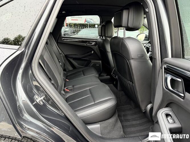 Porsche Macan 51 porsche Macan 2019