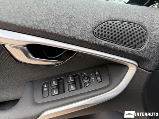 volvo V 40 2014