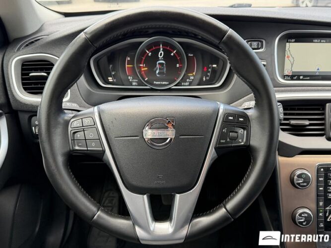 volvo V 40 2014