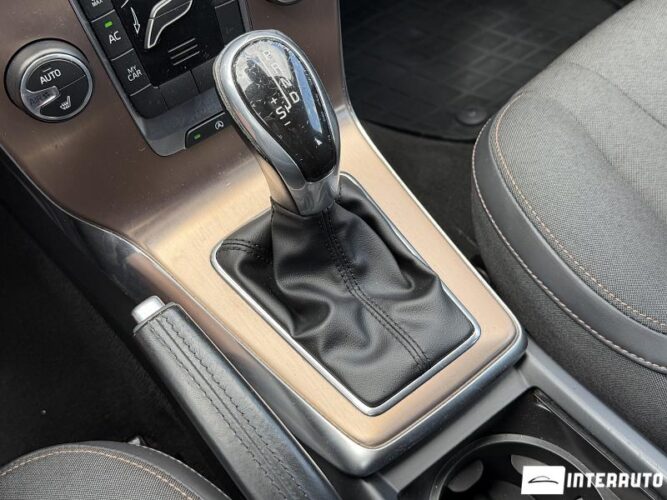 volvo V 40 2014
