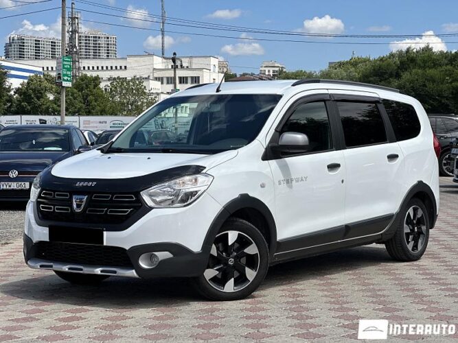 Dacia Lodgy Stepway 2017 doar la InterAuto