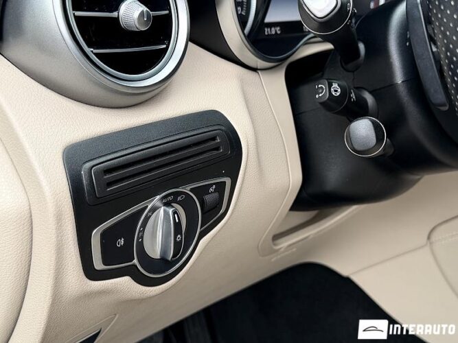 Mercedes GLC 300 40 mercedes GLC 300 2018