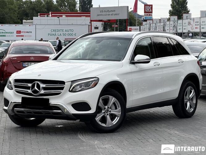 Mercedes GLC 300 33 mercedes GLC 300 2018