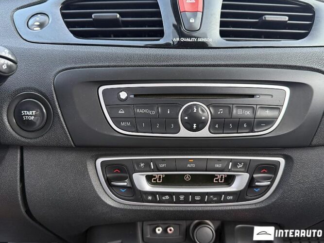 renault Scenic 2011