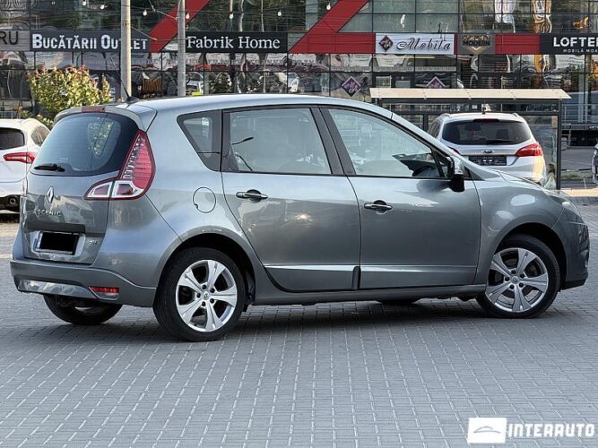 renault Scenic 2011