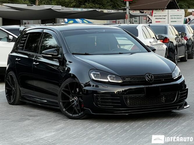 Volkswagen Golf GTI 2010 doar la InterAuto