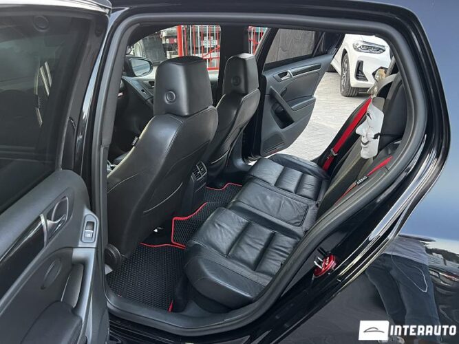 Volkswagen Golf GTI 38 volkswagen Golf GTI 2010