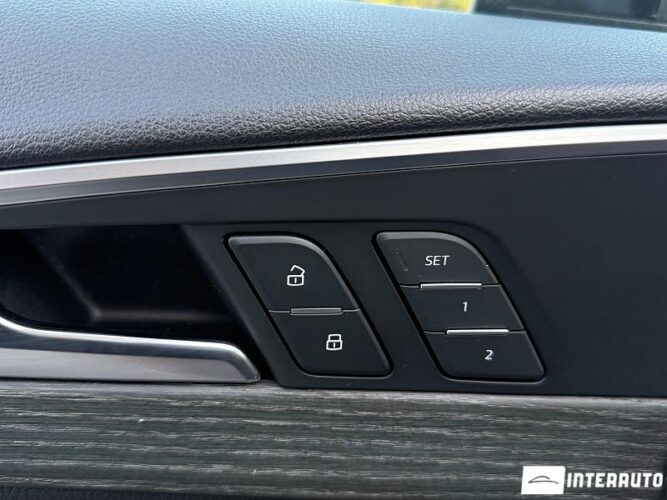Audi A4 39 audi A4 2017