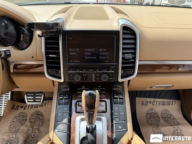 Porsche Cayenne 43 porsche Cayenne 2010