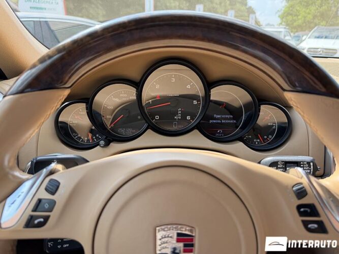Porsche Cayenne 42 porsche Cayenne 2010