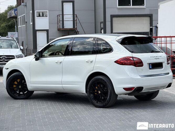 Porsche Cayenne 35 porsche Cayenne 2010