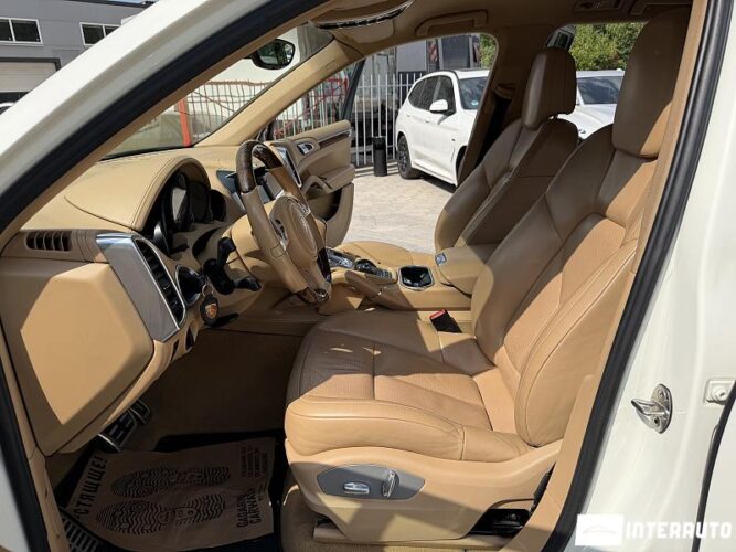 Porsche Cayenne 36 porsche Cayenne 2010