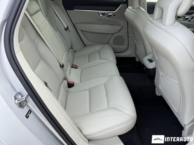 Volvo V 90 Cross Country 53 volvo V 90 Cross Country 2017