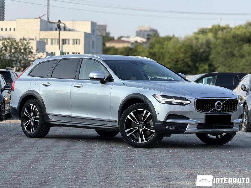Volvo V90 Cross Country