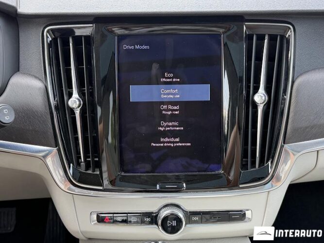 Volvo V 90 Cross Country 47 volvo V 90 Cross Country 2017