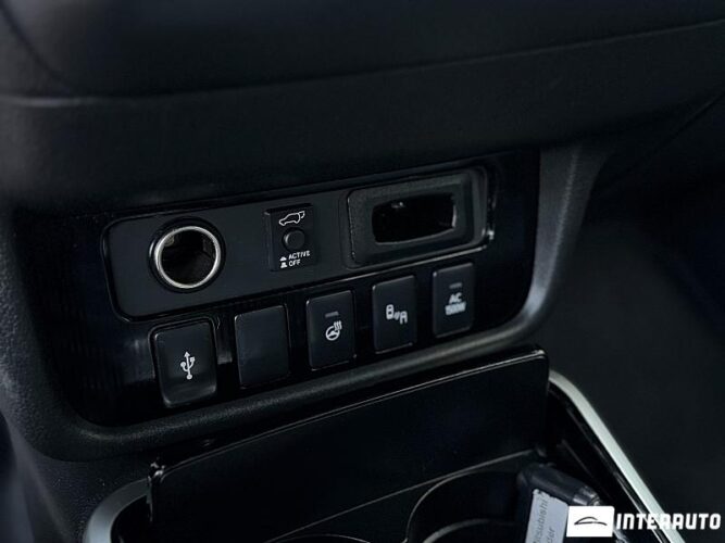 Mitsubishi Outlander 51 mitsubishi Outlander 2019