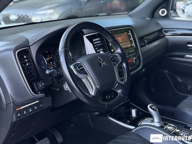 Mitsubishi Outlander 46 mitsubishi Outlander 2019