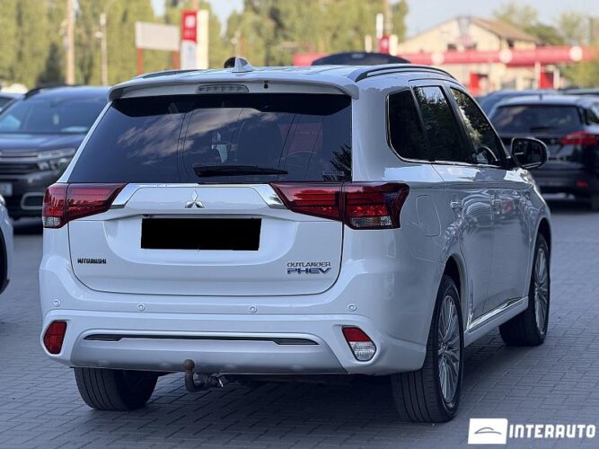 Mitsubishi Outlander 38 mitsubishi Outlander 2019