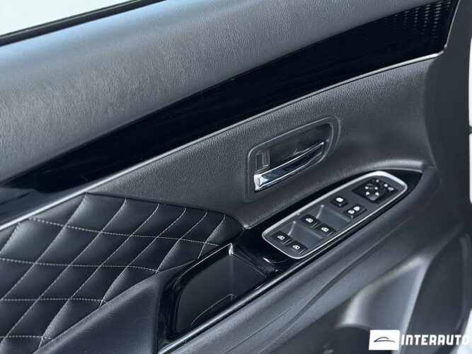 Mitsubishi Outlander 43 mitsubishi Outlander 2019