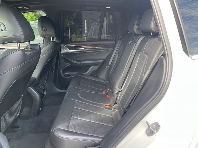 BMW X3 3.0i 53 bmw X3 3.0i 2019