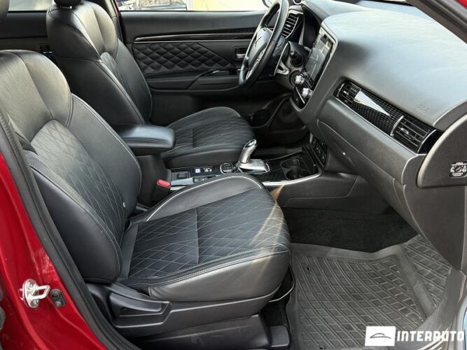 mitsubishi Outlander 2020