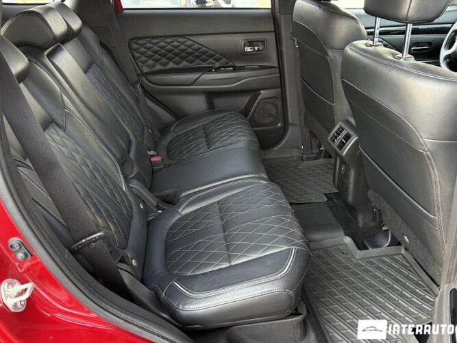 mitsubishi Outlander 2020