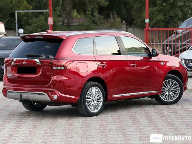 mitsubishi Outlander 2020