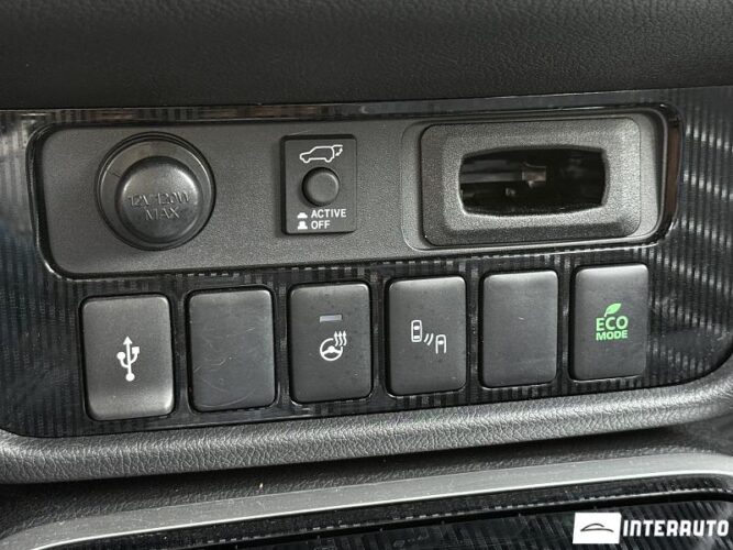 mitsubishi Outlander 2020