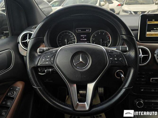 Mercedes B 180 36 mercedes B 180 2012