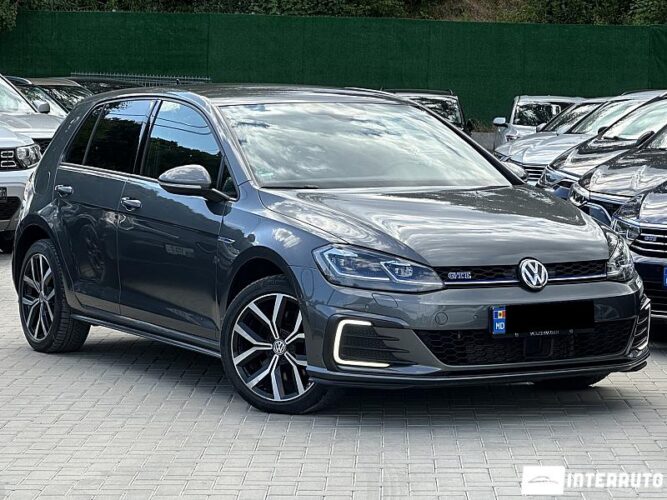 Volkswagen Golf GTE 2018 doar la InterAuto
