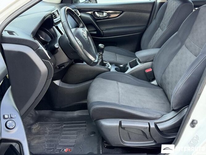 nissan Qashqai 2015