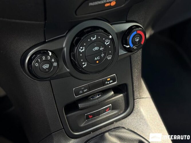 Ford Fiesta 44 ford Fiesta 2017