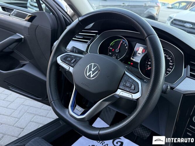 volkswagen Passat GTE 2021
